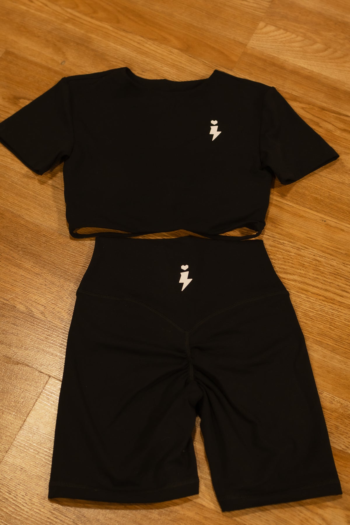 Backless Set